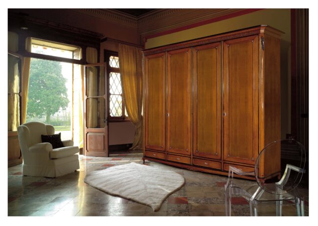 Elite 4-door cabinet